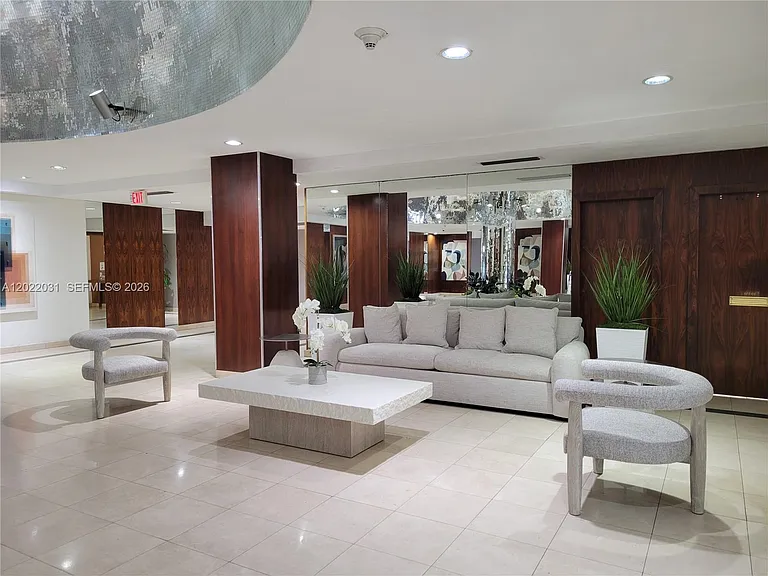 2655 Collins Ave #2302 — Photo 24