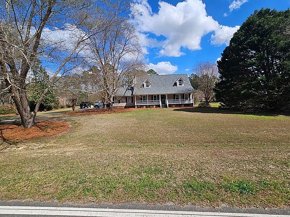 2nd image of 2001 Rutland Rd