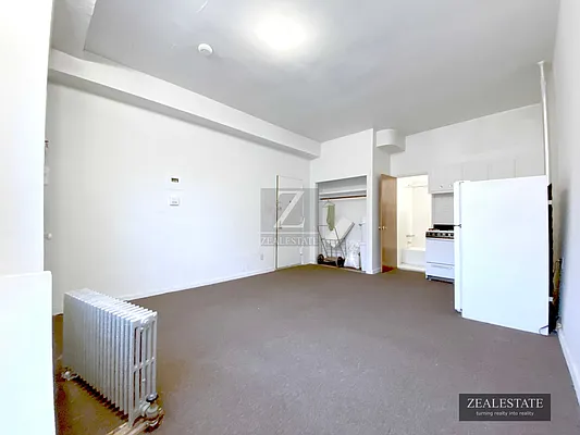 Rented by ZealEstate Group Inc | media 7