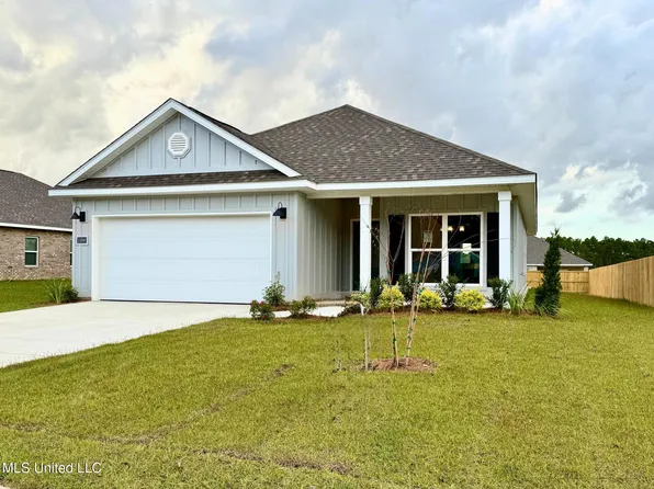 15896 Blue Ridge Dr, Gulfport, MS 39503