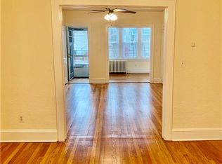 214 Jessamine Ave APT 3S, Yonkers, NY 10701