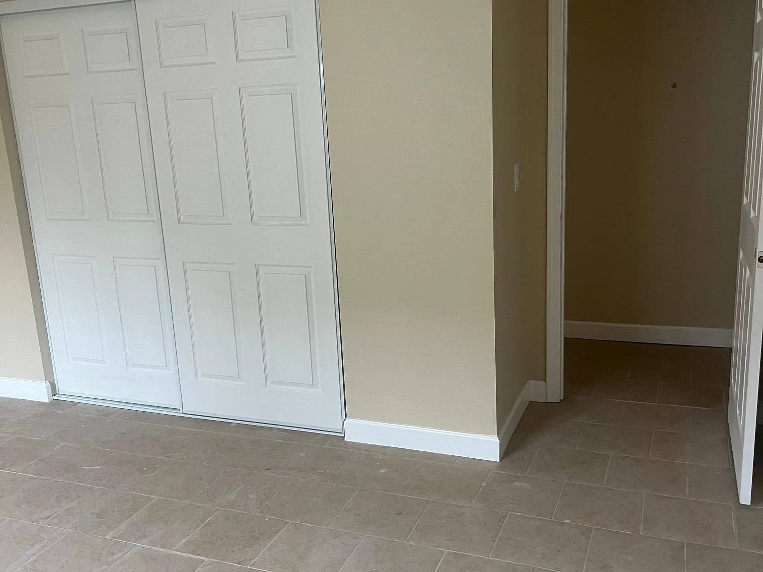4 bed, 1604 sqft, $3,200 — Photo 2