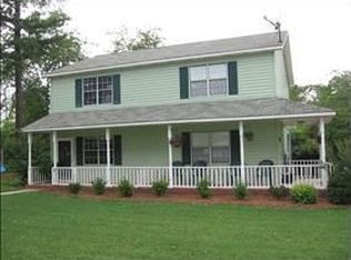 106 Country Village Ct, Greenwood, SC 29649