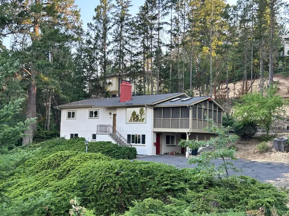 260 Stagecoach Dr, Jacksonville, OR 97530