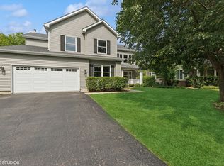 18314 W Springwood Ln, Grayslake, IL 60030