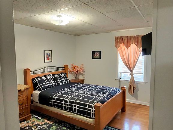 3rd image of 255 Columbia St APT 1
