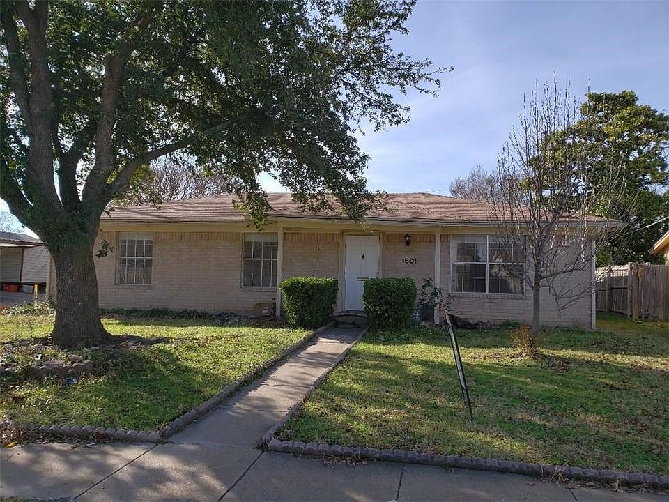 1st image of 1601 Crest Park Dr