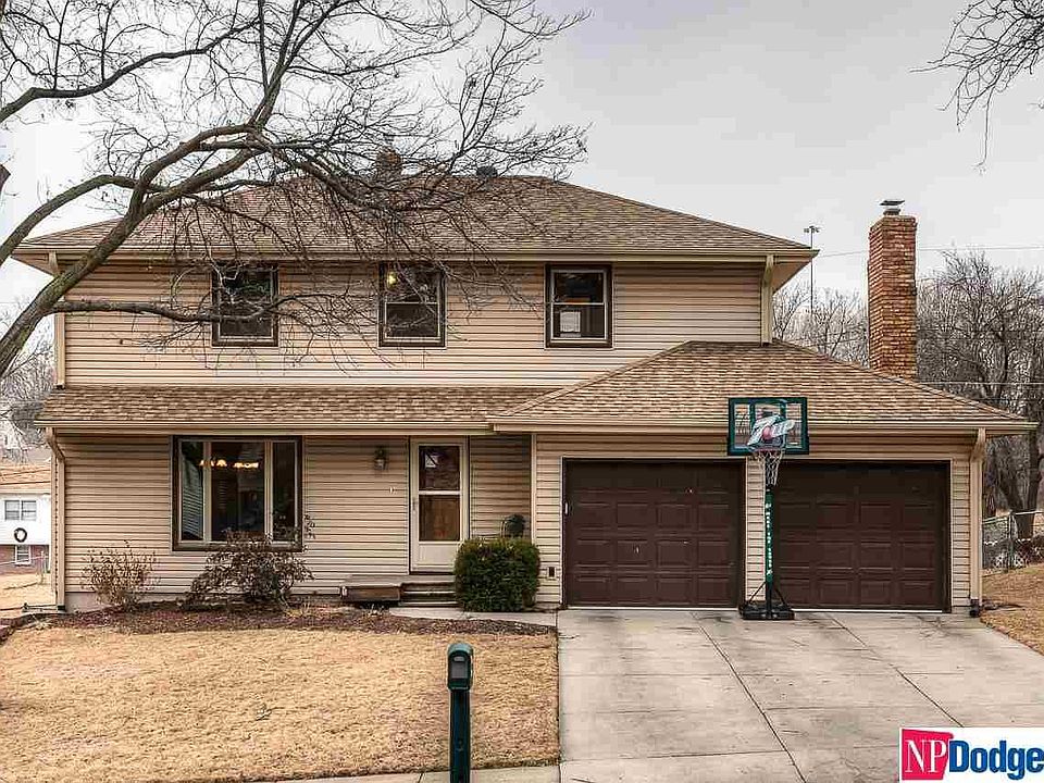 1st image of 5068 Parkview Dr