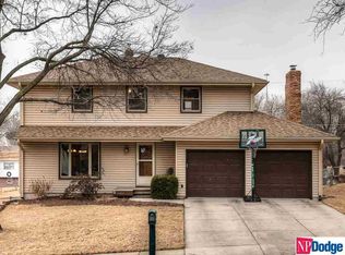 5068 Parkview Dr, Omaha, NE 68134