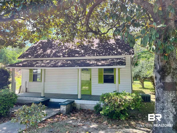 215 Adams St, Atmore, AL 36502