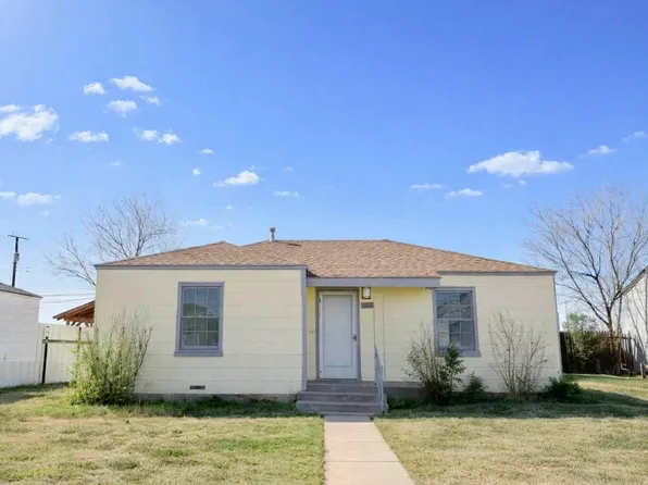 1618 9th St, Levelland, TX 79336