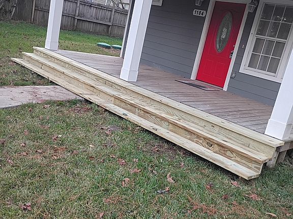 5th image of 1104 E Cedar River Rd