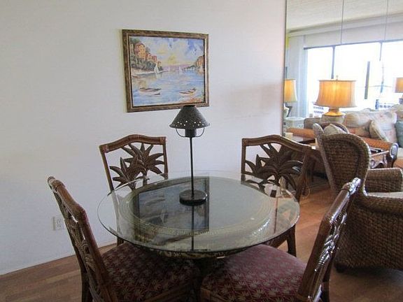 3rd image of 7310 Seawall Blvd APT 1005
