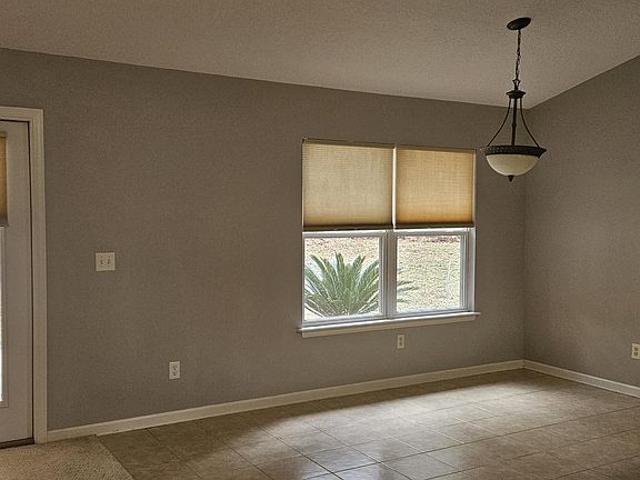 5th image of 4450 TARRAGON Avenue