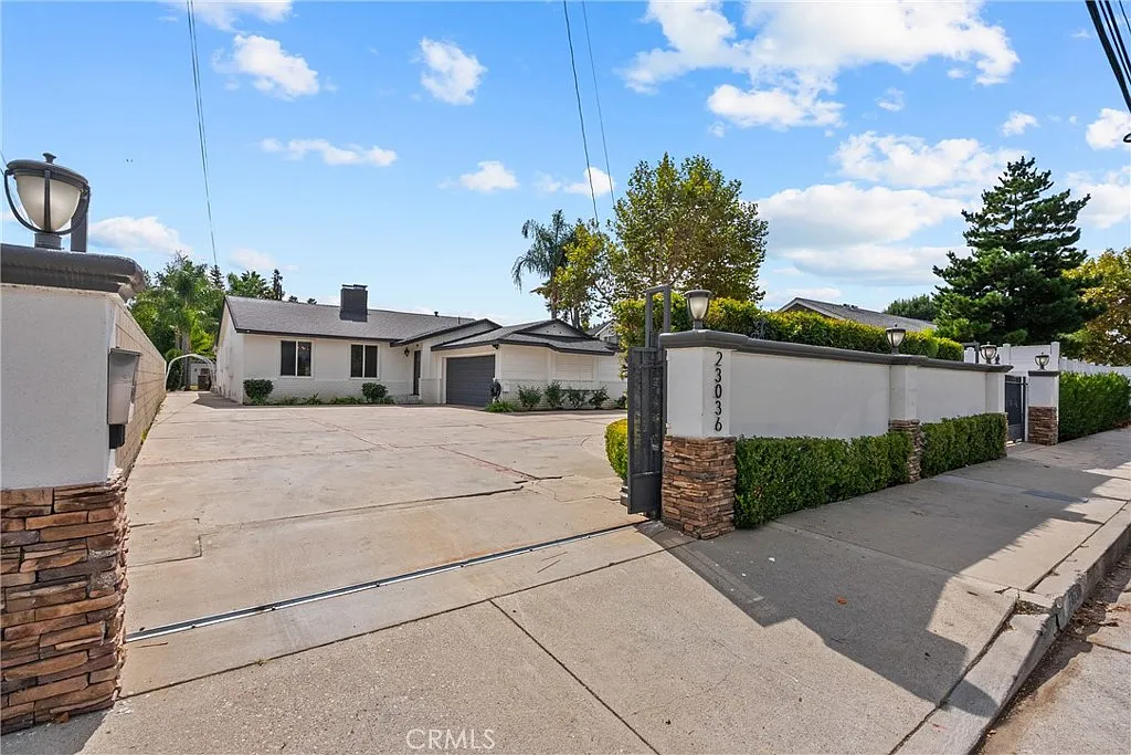 4 bed, 3000 sqft, $7,500 — Photo 1