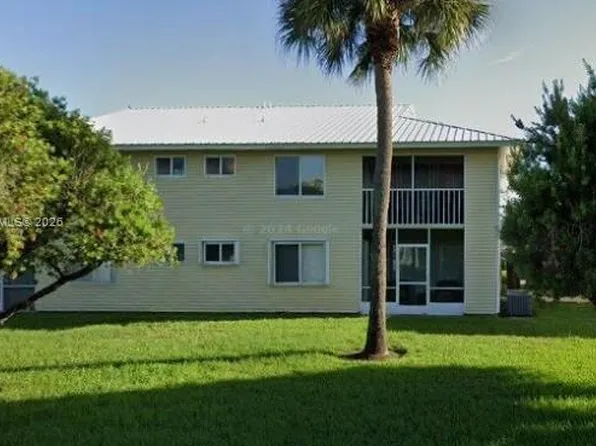 109 SE Village Dr #109, Pt Saint Lucie, FL 34952