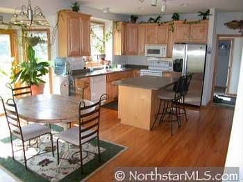 2nd image of 16421 Hillsboro Ct
