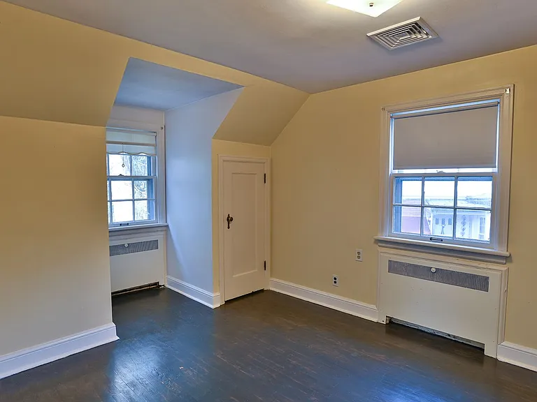 2302 Rudy Rd — Photo 32