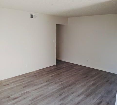 4th image of 5960 Walerga Rd APT 4