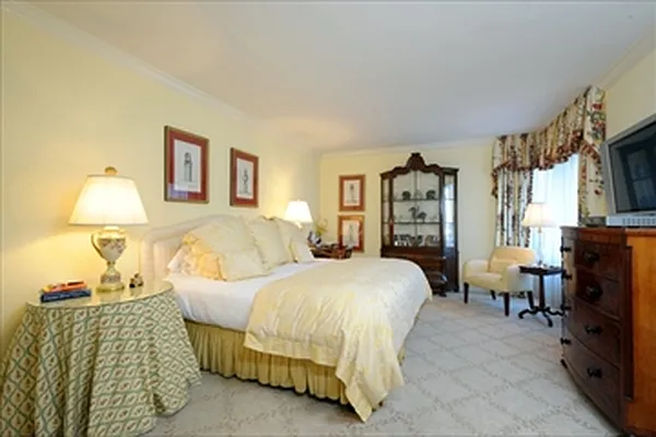 Sold by Kleier Residential | media 14