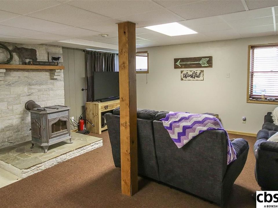 2nd image of 6913 Q Rd