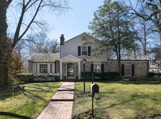 4 Treebrook Ln, Saint Louis, MO 63124