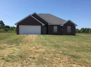 2800 Danita Dr, Hugo, OK 74743