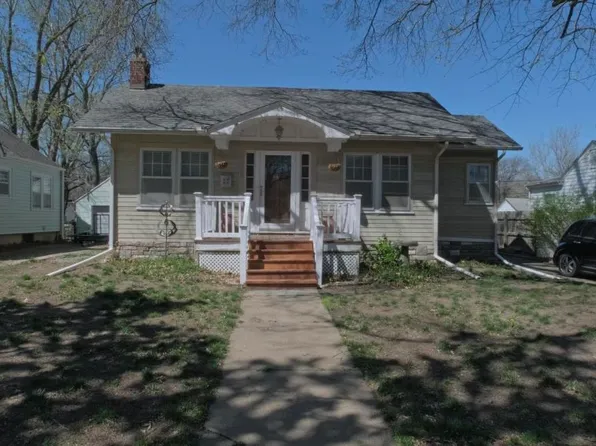 1423 Washington St, Emporia, KS 66801