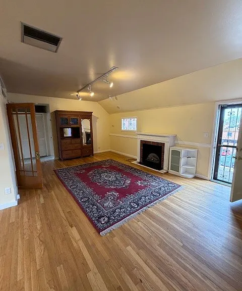 1453 Race Street — Photo 6