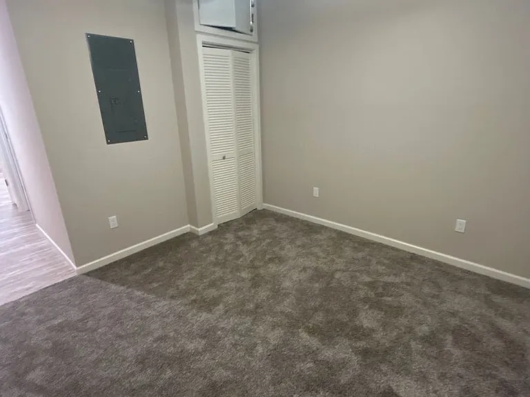 Plaza 93 Apartments — Photo 100