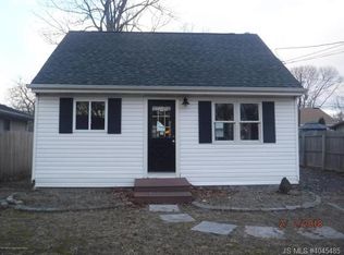 1932 South St, Toms River, NJ 08753