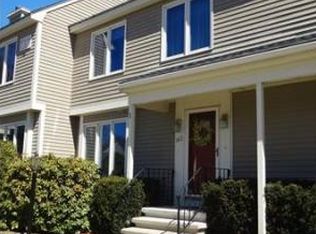 142 Brickett Hill Cir, Haverhill, MA 01830