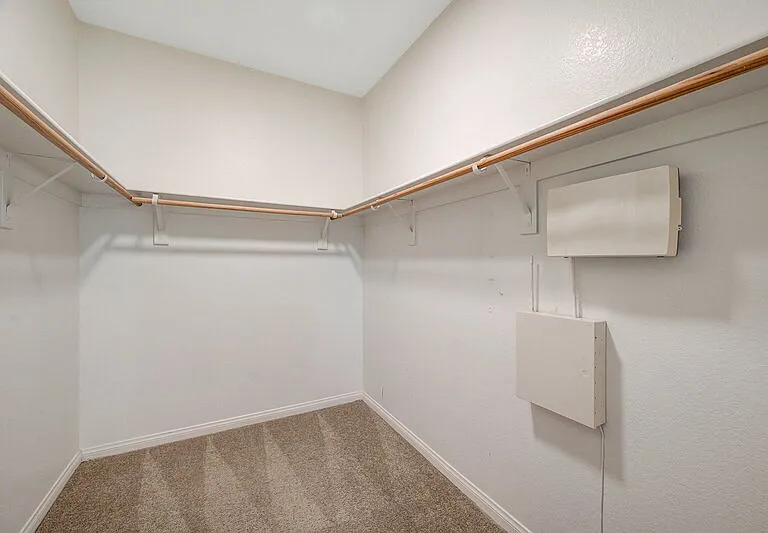 9152 Kentwell Ave — Photo 27