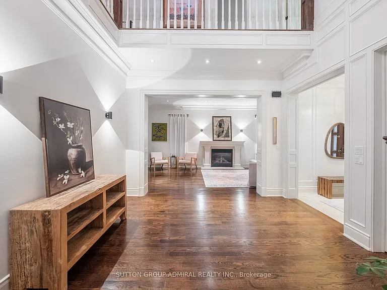 35 Wentworth Ave — Photo 9
