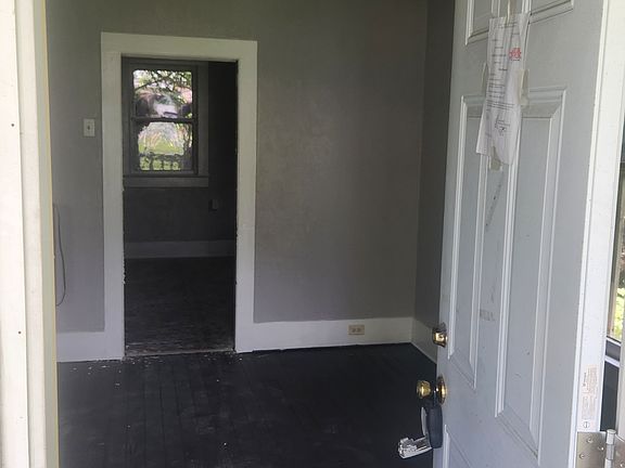 3rd image of 519 S Palmetto Ave