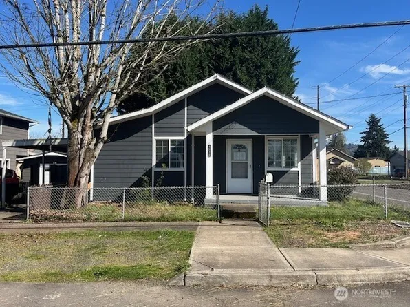 1314 S 4th Avenue, Kelso, WA 98626
