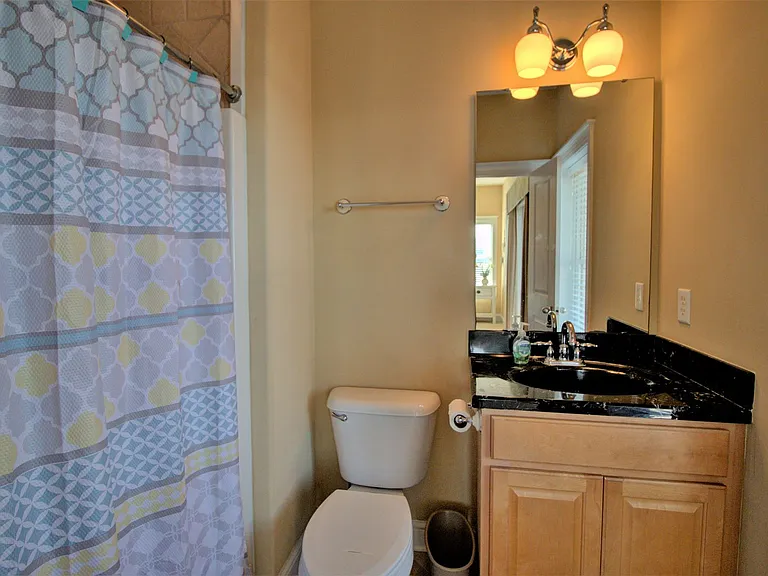 211 Goldsboro Dr — Photo 27
