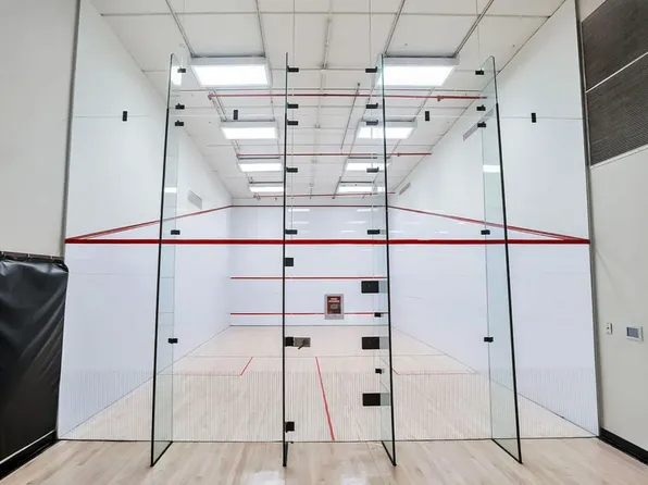 60 Riverside Boulevard image 13 of 16