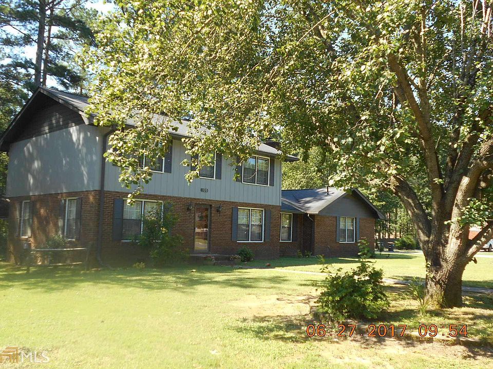 2nd image of 105 Rolling Oaks Dr NW