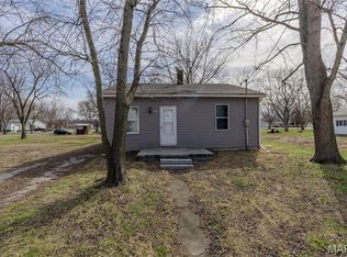 305 Mine Rd, Sawyerville, IL 62085