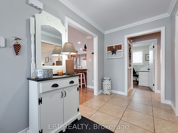 4th image of 34 Cedar Creek Rd