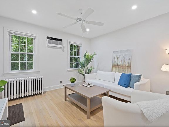 5th image of 2228 40th St NW APT 1