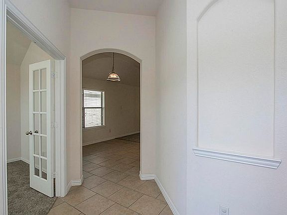 4th image of 10018 Kendahlwood Ln