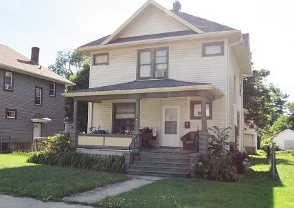 2nd image of 667 S Myrtle Ave