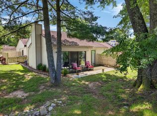 9126 S Greenridge Ln, Bloomington, IN 47401
