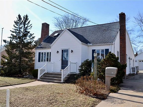 2nd image of 52 Crestwood Dr