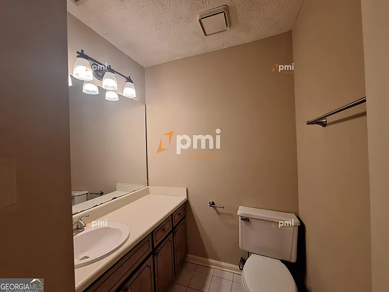160 Braelinn Ct — Photo 13