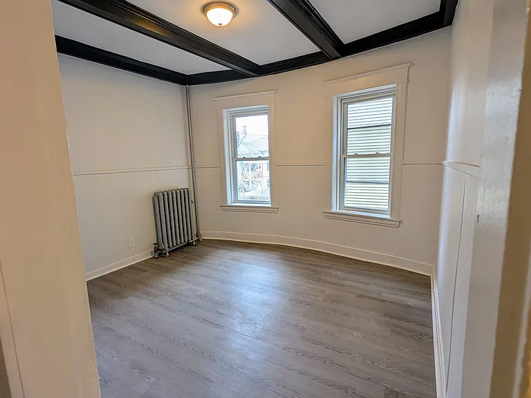 24 Coomes St #2R — Photo 5