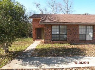 225 S 4th St, Ponchatoula, LA 70454