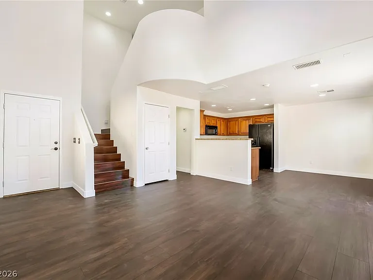 7858 Windhamridge Dr — Photo 4